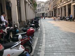 -海口骑楼小吃街