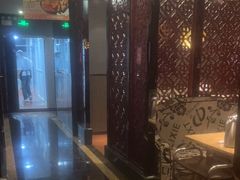 -七欣天香辣蟹火锅(上海银亿滨江店)