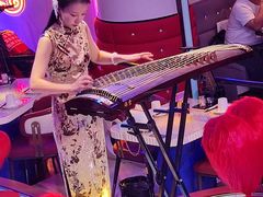 -巴特餐饮6加1音乐餐吧·新疆菜