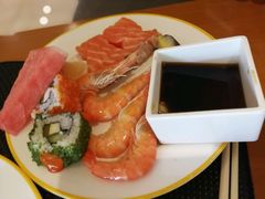 -昆山裕元花园酒店·温莎西餐厅