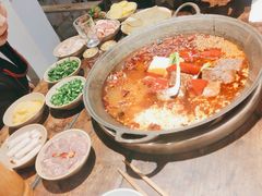 -四小区火锅·巷子里的重庆火锅(花照壁店)