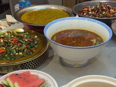 -有红鸡毛店·川菜(建设路店)