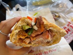 -Bánh Mì Huynh Hoa