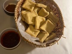 -沿途四季·云南菜·诗酒茶(蓝色港湾店)