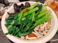 白灼菌菇菜心-新白鹿餐厅(虹桥南丰城店)