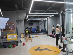 -超鹿运动(五四路恒力城店)