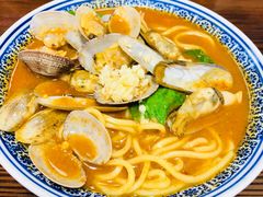 -亚忠小吃店(曾厝垵店)