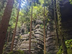 -梭布垭石林景区