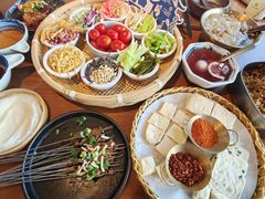 -包整·丝娃娃(甲秀楼景观店)