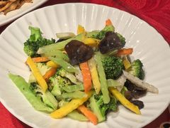 -羊巴道新疆菜·清真(上梅林店)