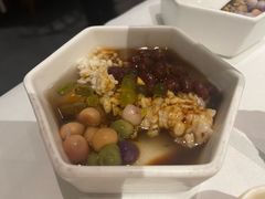 -江城小馆陕南妈妈菜·全球旅行餐厅(钟楼店)