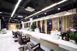 -CARR SALON