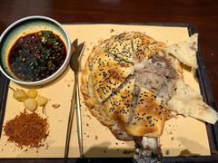 面包烤羊腿-那拉提之疆·新疆菜(美院店)