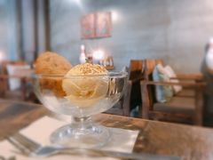 香草冰淇淋-HIGH FIVE哈福手工汉堡(桂林路店)