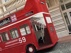 -三亚湾海居铂尔曼度假酒店