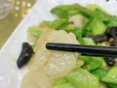 碧绿菌皇炒带子-轩记海鲜餐厅·四十五年老字号·经典粤菜(西区彩虹店)