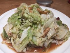 炝炒手撕包菜-峨嵋小镇·川菜(勒泰中心店)