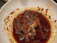 -阿瓦山寨·湘菜现炒·剁椒鱼头王(咸阳总店)