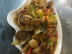 -覃记海鲜美食餐厅