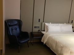 -成都太古里天府广场地铁站亚朵酒店
