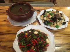 -小锅巴纳西餐厅