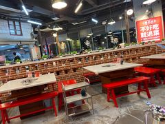 大堂-憨铁匠老火锅(龙岗万科里店)
