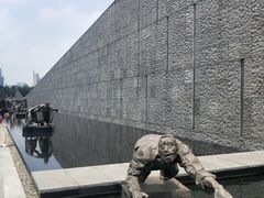 -侵华日军南京大屠杀遇难同胞纪念馆-停车场