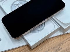-Apple零售店(华贸购物中心店)