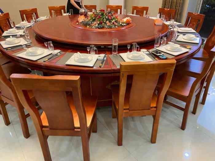 湖中情(蓝波湾第一街店)-"龙虾应该算最好吃最值得一试的菜品了,个头.