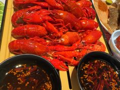 -肥肥虾庄·金牌油焖大虾(汉街SKP店)