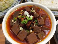 土冒血旺-炉小二铜锅牛蛙•川湘菜(三里屯店)
