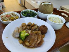 -雪梅月子中心(华侨城店)