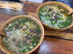 -正宗李家土鸡米线店