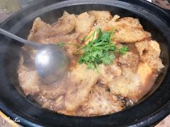 鱼头豆腐烧皮肚-人全到南京本帮菜馆(云锦路店)