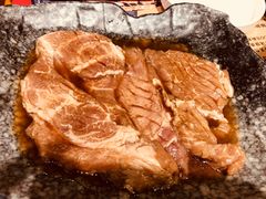 调味梅花肉-万兴佳烤肉·长白山老味道(东岸里店)
