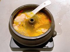 金耳汽锅鸡-云海肴·汽锅鸡·云南菜(高德置地店)