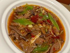 -渝信川菜 · 川味家常菜(财富购物中心店)