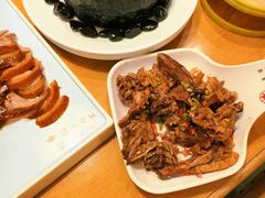 -海派美食·家宴海鲜青岛菜·石锅鲽鱼头(东方城店)