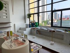 -悦目眼镜(蔡司战略合作门店)