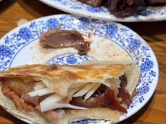 -老天桥酱肉烧饼夹肘子(天桥店)