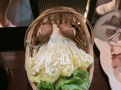-同仁四季椰子鸡(海岸城天利店)