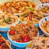 这个苍蝇馆子真的藏不住！辣哭了也要吃！