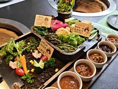 -蘸小院铁锅炖·蘸酱菜·东北菜(怀远门店)