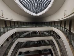 -上海滴水湖皇冠假日酒店