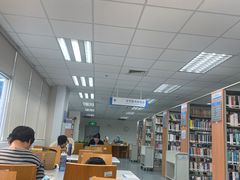 -南山图书馆(常兴路店)