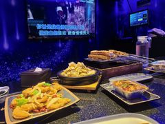 -最先生·烧烤·火锅·音乐聚会餐厅(大悦城店)