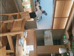 -蜜桃餐厅·伴山(湖滨商业街店)