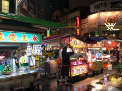 -六合夜市