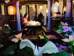 -韵秋荷(宝山龙湖天街店)