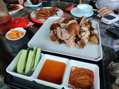 -老鼎万春卤菜(五代传承创始老店)